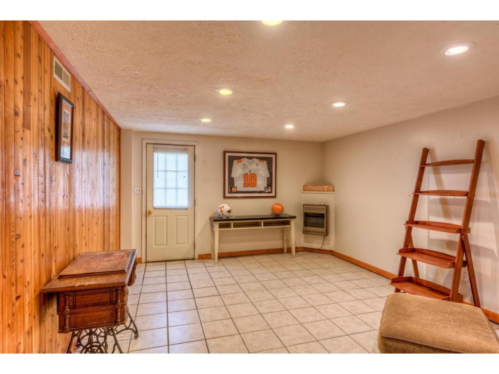 122 Green Valley Road Bristol, VA 24202 - Photo 10 of 23 Photo 10