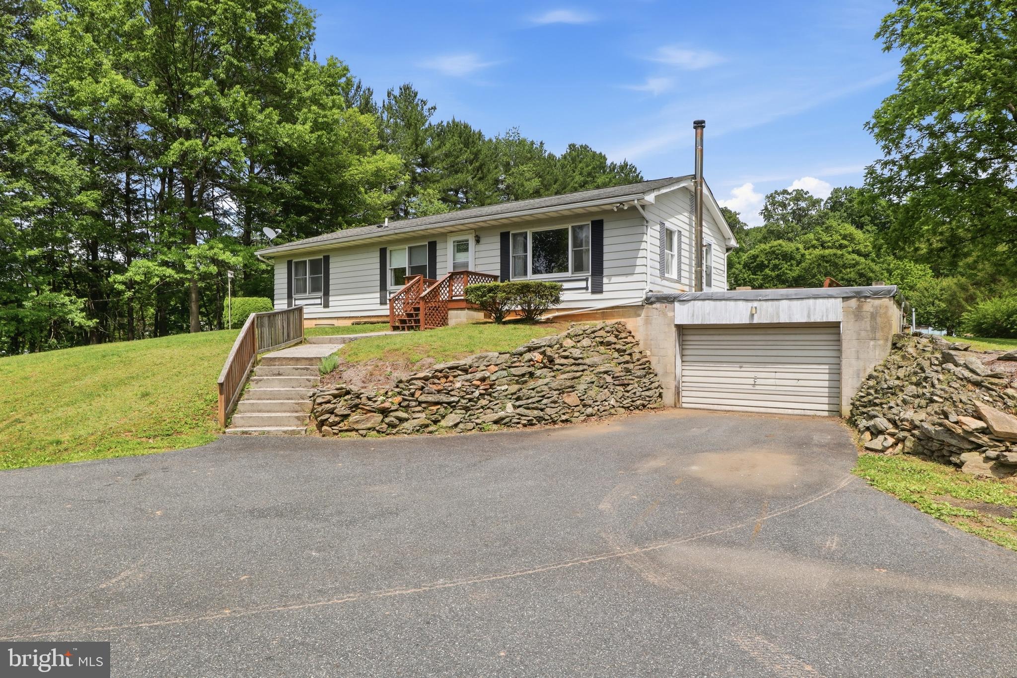 1809 Harkins Road Pylesville, MD 21132 - Photo 4 of 53