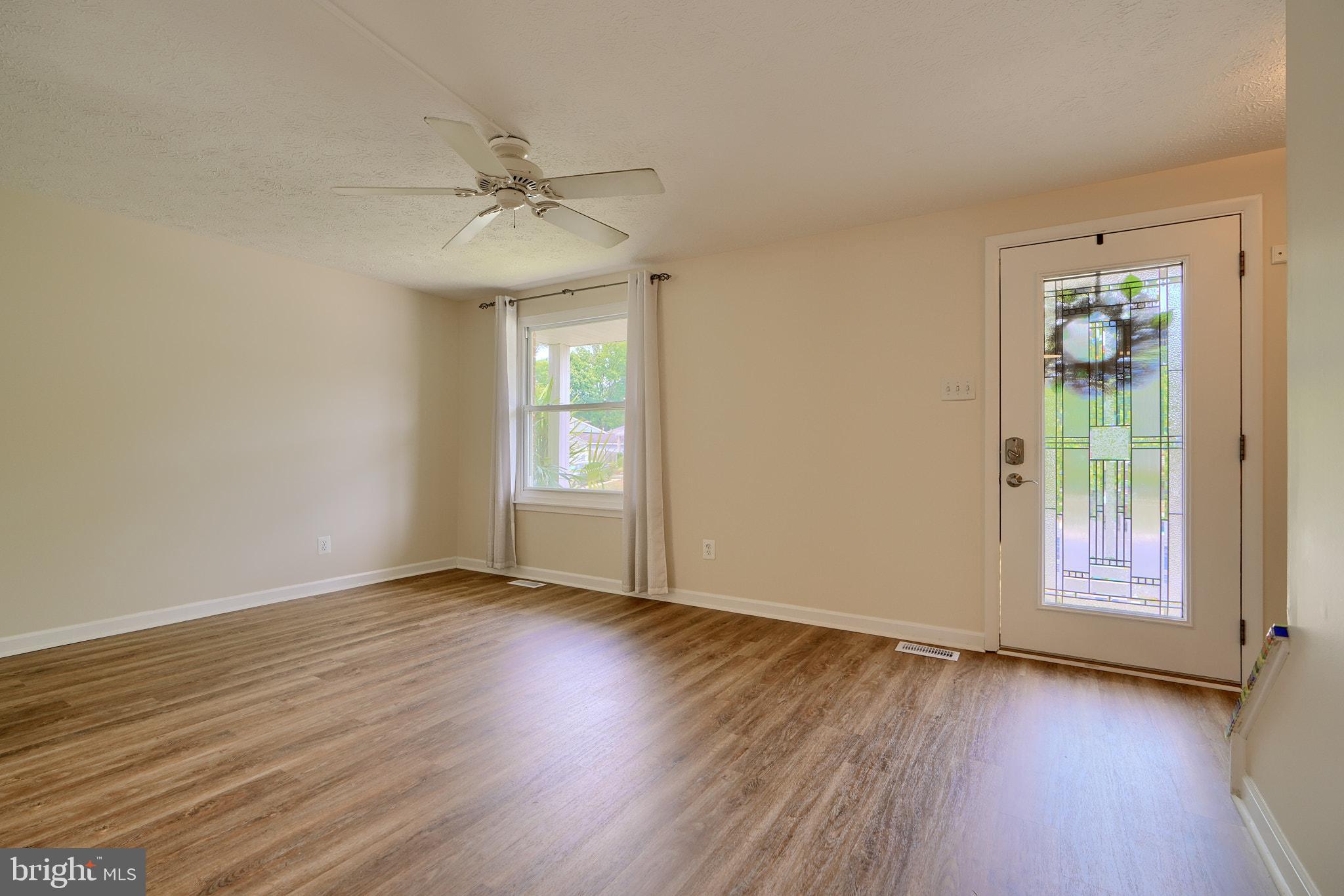 8622 Manorfield Road Nottingham, MD 21236 - Photo 4 of 47 Gallery Image 4