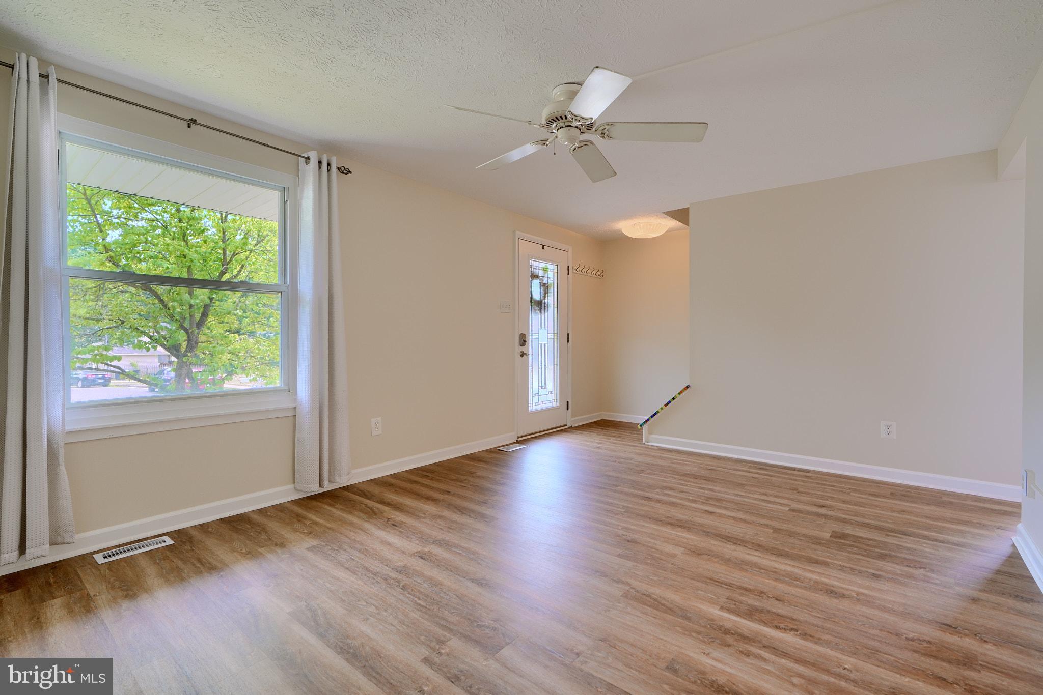 8622 Manorfield Road Nottingham, MD 21236 - Photo 5 of 47 Gallery Image 5