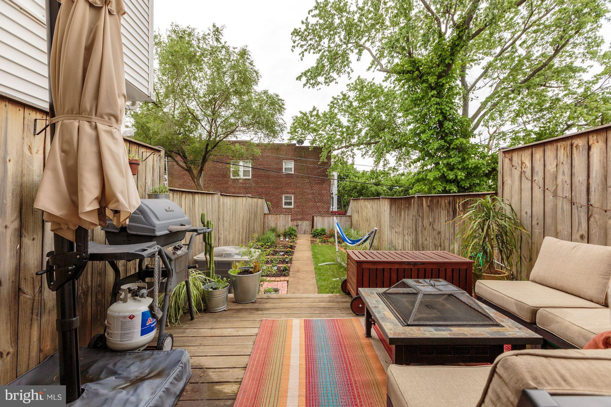 1749 L Street Northeast Washington, DC 20002 - Photo 17 of 19 Community