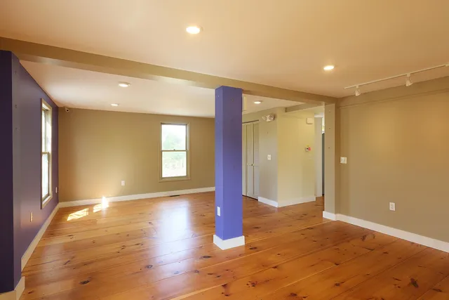 $625,000 | 254 King Street, Boscawen, NH 03303