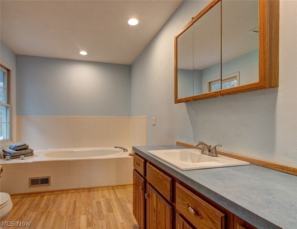 9305 Mentor Road Chardon, OH 44024 - Photo 23 of 35