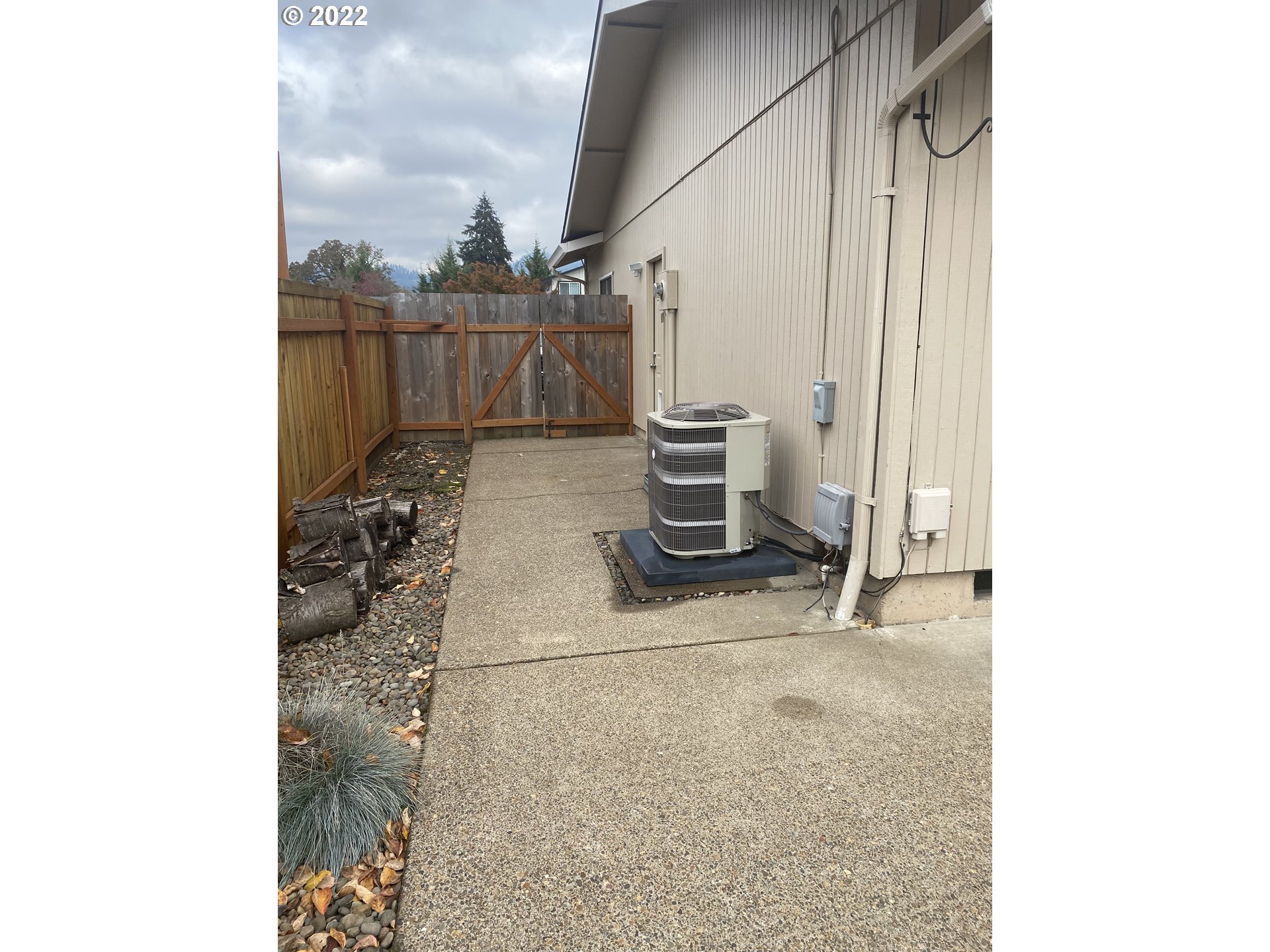1023 65th Street Springfield, OR 97478 - Photo 22 of 23 a view of a room with wooden floor