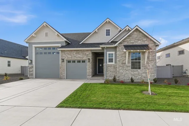 $749,990 | 2301 North Mountain Vista Lane, Star, ID 83669