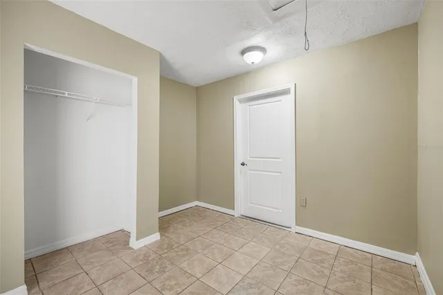 $299,900 | 2110 Shady Point Lane, Brandon, FL 33510