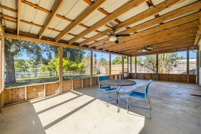 $299,900 | 2110 Shady Point Lane, Brandon, FL 33510