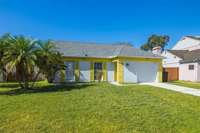 $299,900 | 2110 Shady Point Lane, Brandon, FL 33510