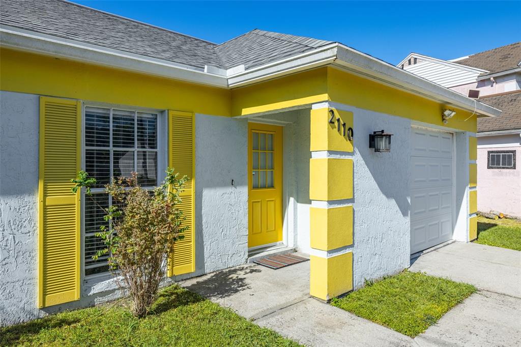 2110 Shady Point Lane Brandon, FL 33510 - Photo 4 of 30