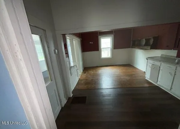 $11,600 | 3104 10th Street, Meridian, MS 39301