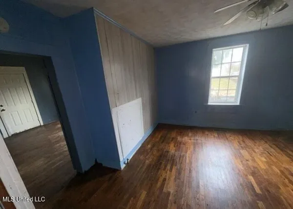 $11,600 | 3104 10th Street, Meridian, MS 39301