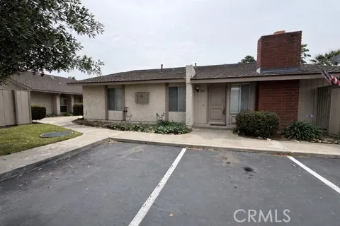 $529,000 | 527 Holly Avenue, Oxnard, CA 93036