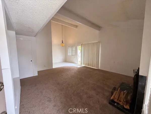 $529,000 | 527 Holly Avenue, Oxnard, CA 93036