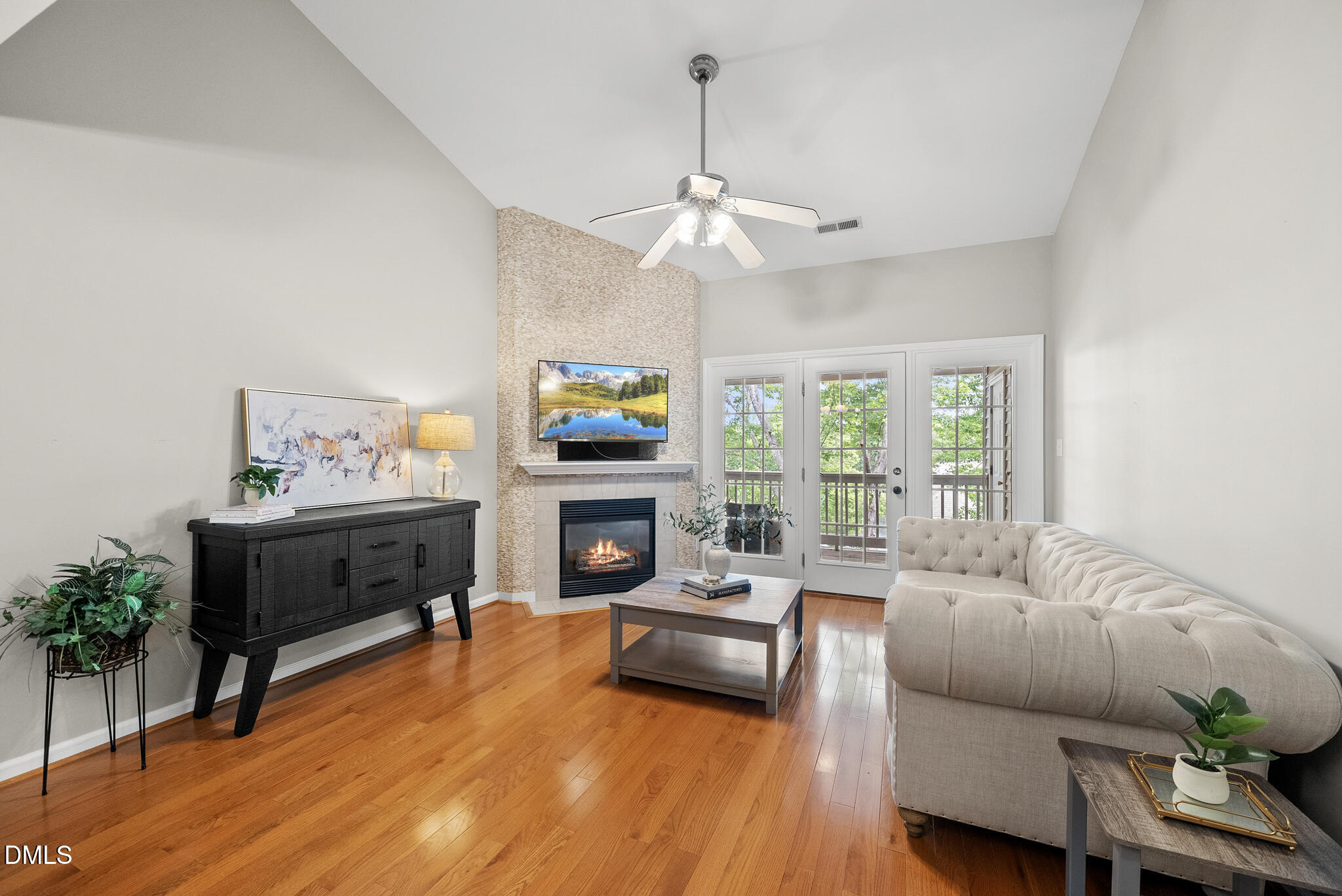 631 Springfork Drive Cary, NC 27513 - Photo 2 of 23 06-DSC03424