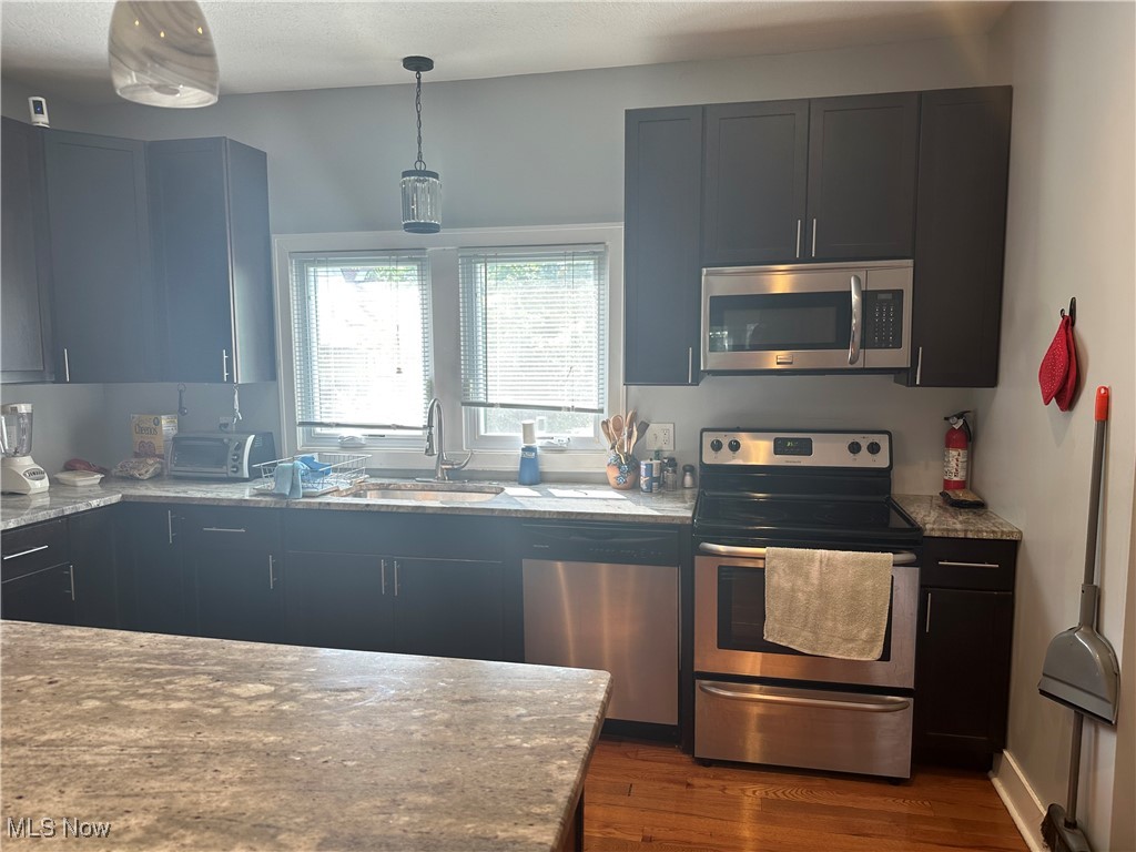 3284 Scranton Road Cleveland, OH 44109 - Photo 9 of 19 Gallery Image 9