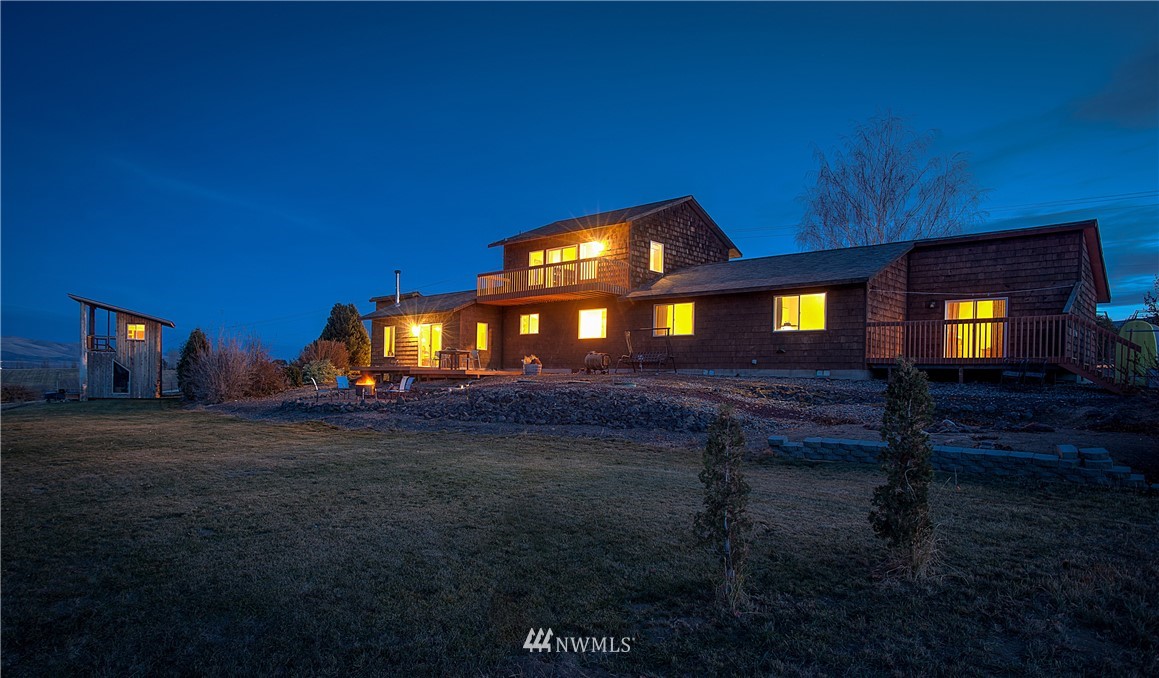 6001 Denmark Road Ellensburg, WA 98926 - Photo 1 of 25 Gallery Image 1