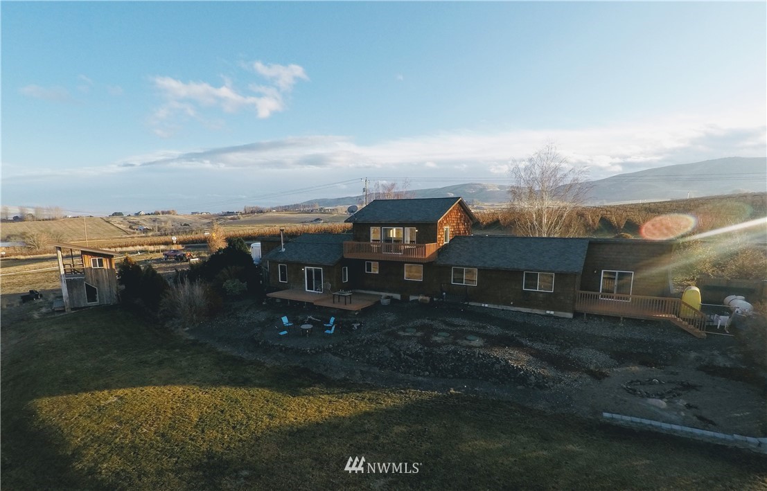 6001 Denmark Road Ellensburg, WA 98926 - Photo 2 of 25 Gallery Image 2