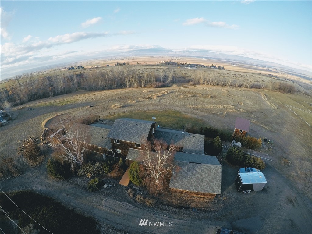 6001 Denmark Road Ellensburg, WA 98926 - Photo 3 of 25 Gallery Image 3