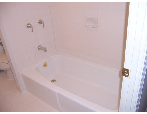 141 Swift Road Northbridge, MA 01588 - Photo 11 of 15 Gallery Image 11