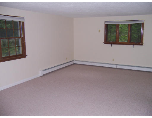 141 Swift Road Northbridge, MA 01588 - Photo 8 of 15 Gallery Image 8