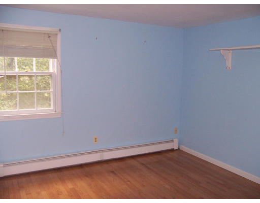 141 Swift Road Northbridge, MA 01588 - Photo 9 of 15 Gallery Image 9
