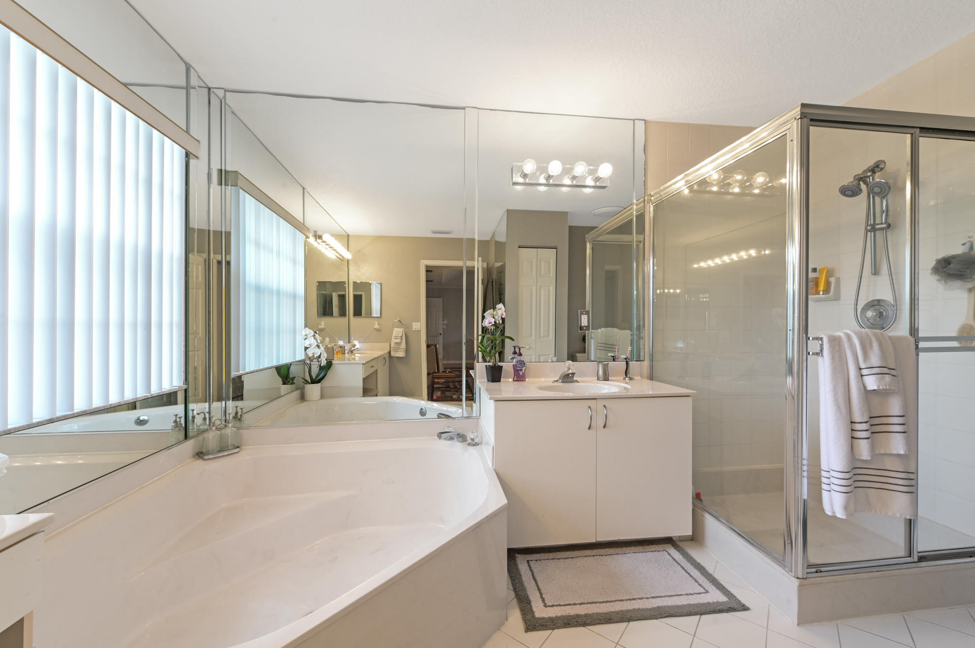 10525 Wheelhouse Circle Boca Raton, FL 33428 - Photo 30 of 52 32 Washroom4