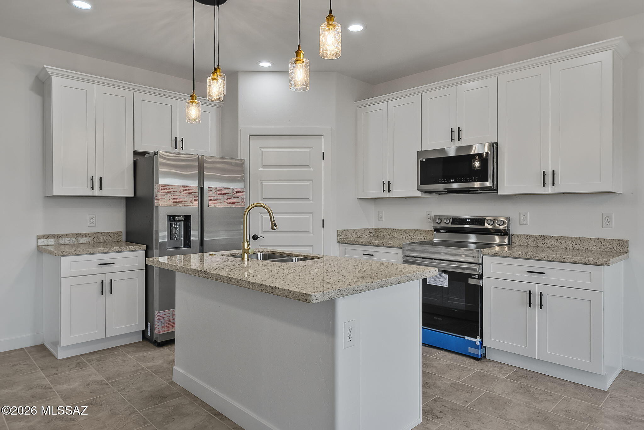 1847 Silver Court Rio Rico, AZ 85648 - Photo 6 of 25 Gallery Image 6