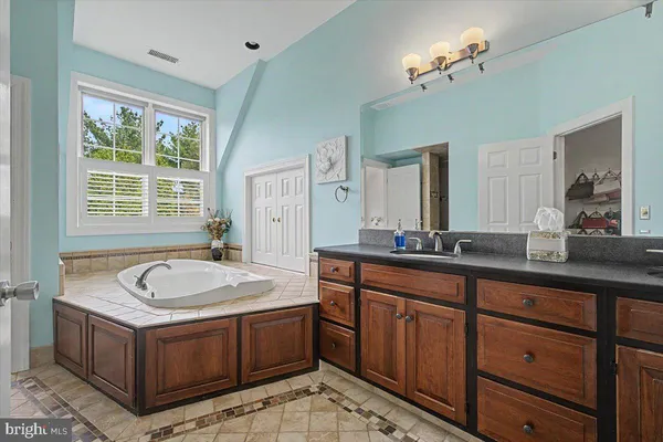 $3,000,000 | 9 Summit Lane, Wilmington, DE 19807