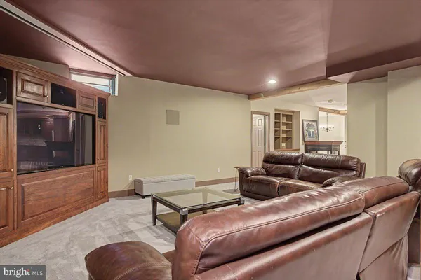 $3,000,000 | 9 Summit Lane, Wilmington, DE 19807