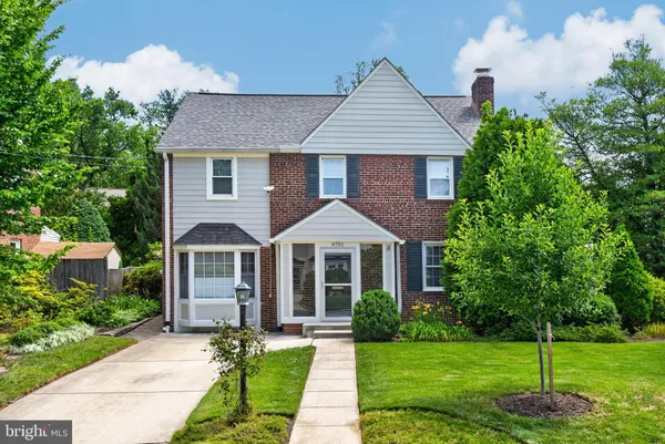 $799,900 | 9701 Lawndale Drive, Silver Spring, MD 20901
