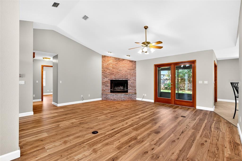 5393 Southwest 86th Place Ocala, FL 34476 - Photo 7 of 39