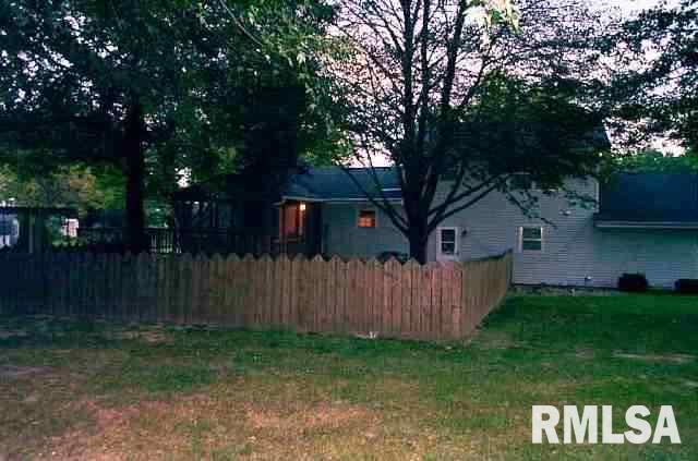 103 Valley Heights Road Blue Grass, IA 52726 - Photo 3 of 9 Gallery Image 3