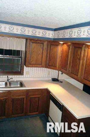103 Valley Heights Road Blue Grass, IA 52726 - Photo 9 of 9 Gallery Image 9