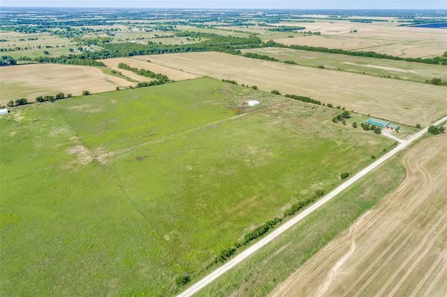 $375,000 | 3130 County Road 3130, Bonham, TX 75418