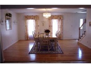 9 Saw Hill Road Hooksett, NH 03106 - Photo 3 of 5