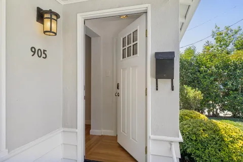 $2,195,000 | 905 Rose Court, Burlingame, CA 94010