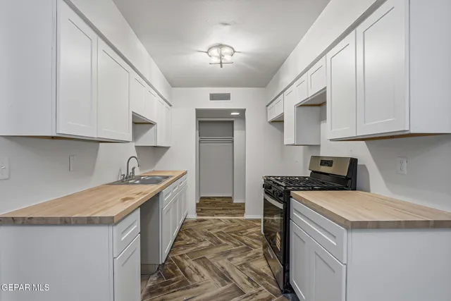 $220,000 | 5731 Mackerel Lane, El Paso, TX 79924