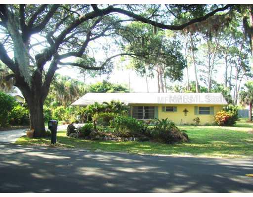 144 Roberts Road Nokomis, FL 34275 - Photo 1 of 1 Exterior Front