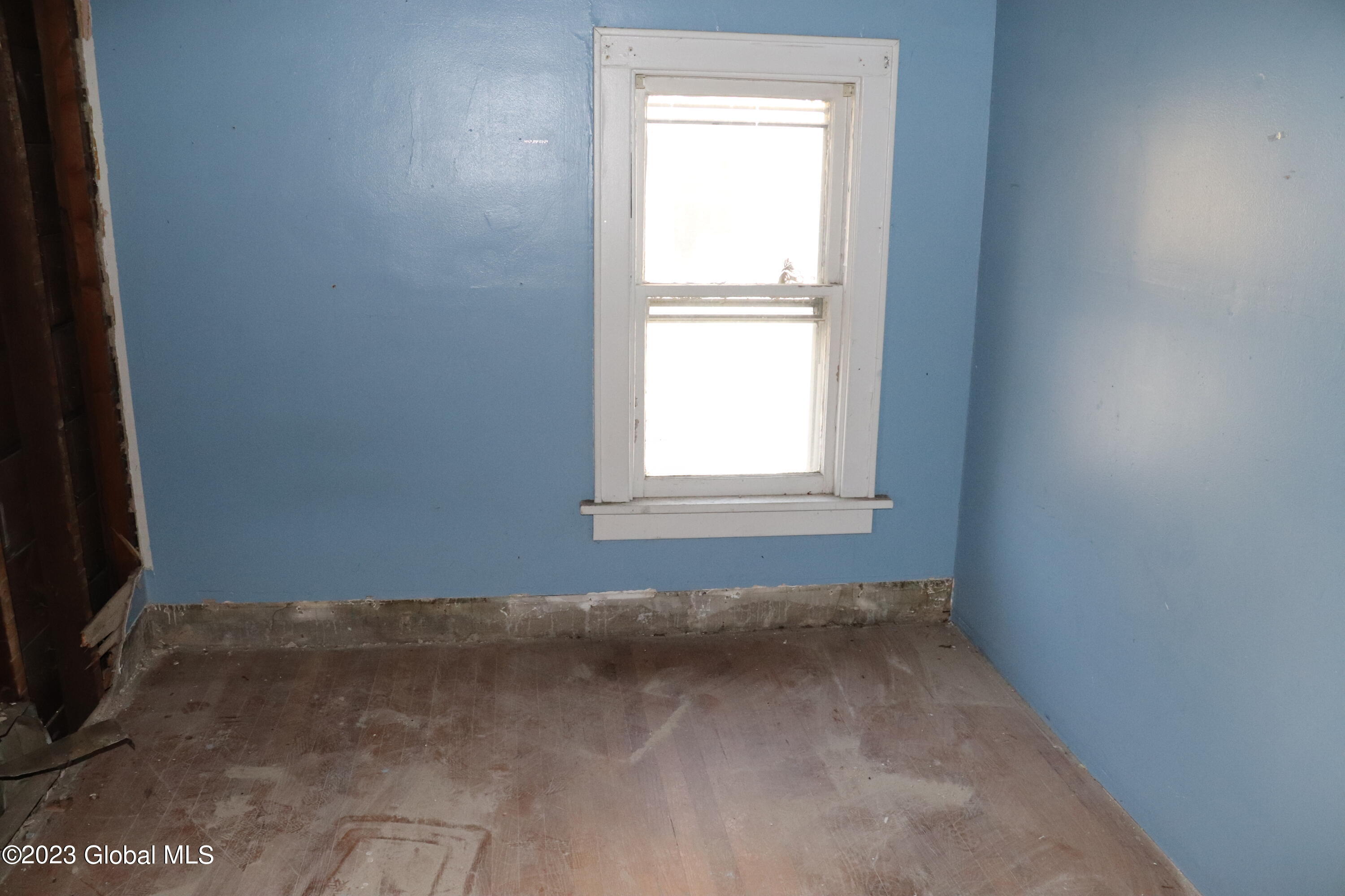 215 Clayton Road Schenectady, NY 12304 - Photo 15 of 19 IMG_4523