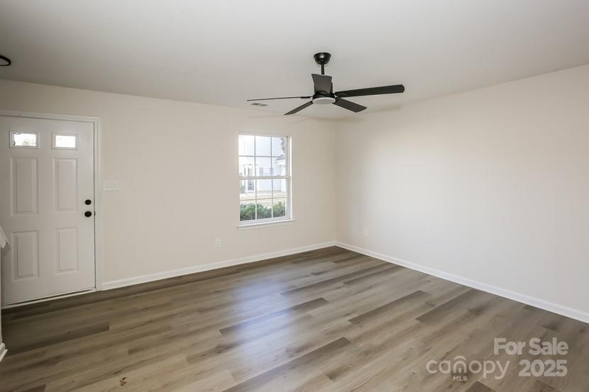2868 Oasis Lane Charlotte, NC 28214 - Photo 12 of 20 Gallery Image 12