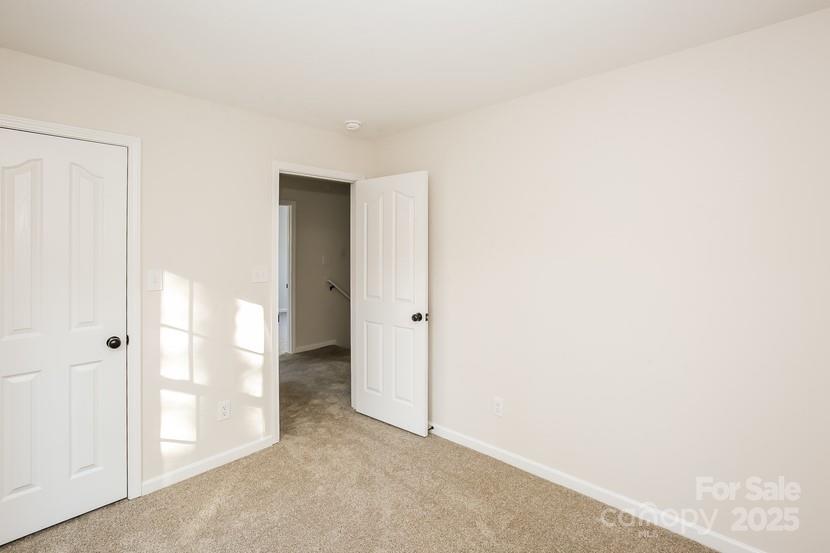2868 Oasis Lane Charlotte, NC 28214 - Photo 17 of 20 Gallery Image 17