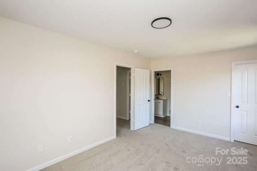 2868 Oasis Lane Charlotte, NC 28214 - Photo 18 of 20 Gallery Image 18