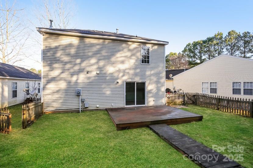 2868 Oasis Lane Charlotte, NC 28214 - Photo 7 of 20 Gallery Image 7
