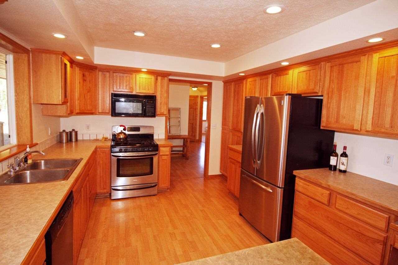 3121 West Denison Road Deer Park, WA 99006 - Photo 6 of 20
