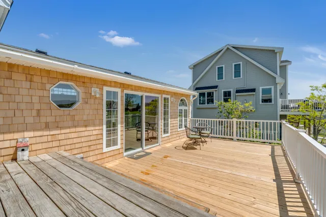 $1,275,000 | 9 Riverside Avenue, Saco, ME 04072