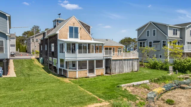 $1,275,000 | 9 Riverside Avenue, Saco, ME 04072