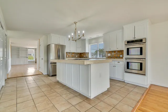 $1,275,000 | 9 Riverside Avenue, Saco, ME 04072