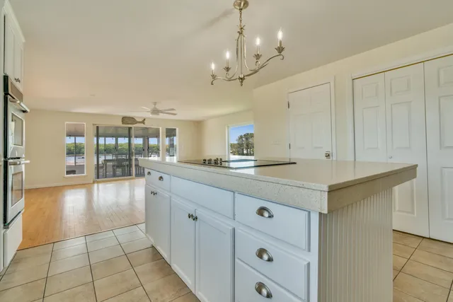 $1,275,000 | 9 Riverside Avenue, Saco, ME 04072