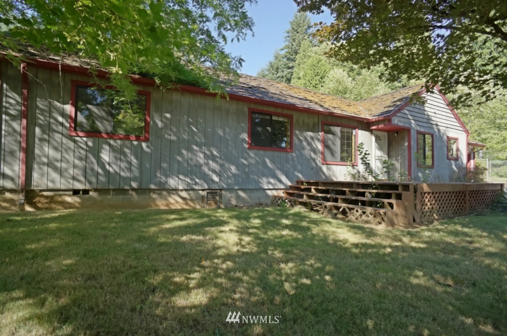 207 Lone Oak Road Longview, WA 98632 - Photo 2 of 16 Gallery Image 2