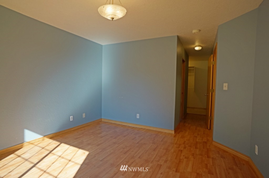 207 Lone Oak Road Longview, WA 98632 - Photo 10 of 16 Gallery Image 10